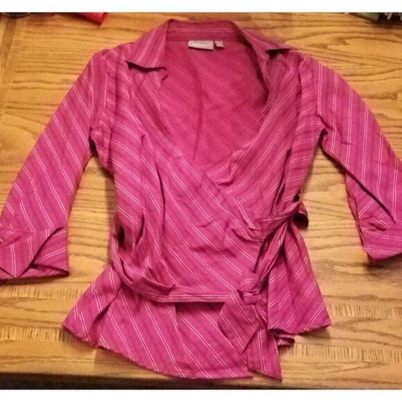 Croft & Barrow Women's size Small, wrap front, Fuscia with Black Stripes, NWT - Picture 8 of 9